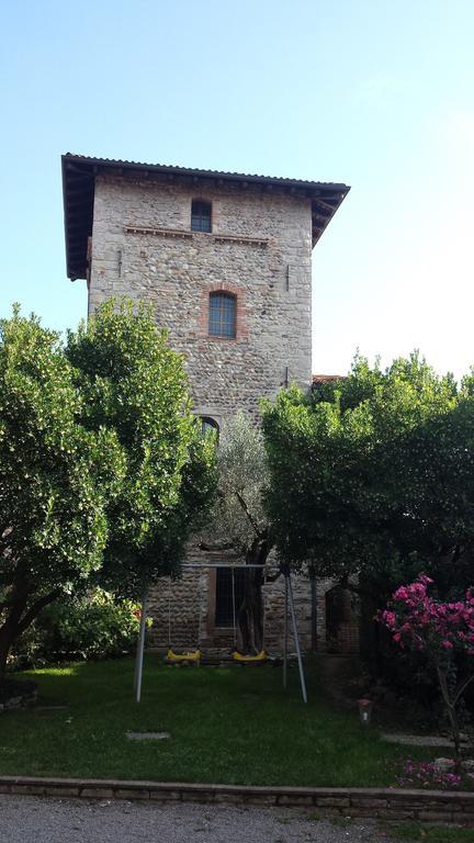 La Torre Medioevale Marne di Filago Exterior foto